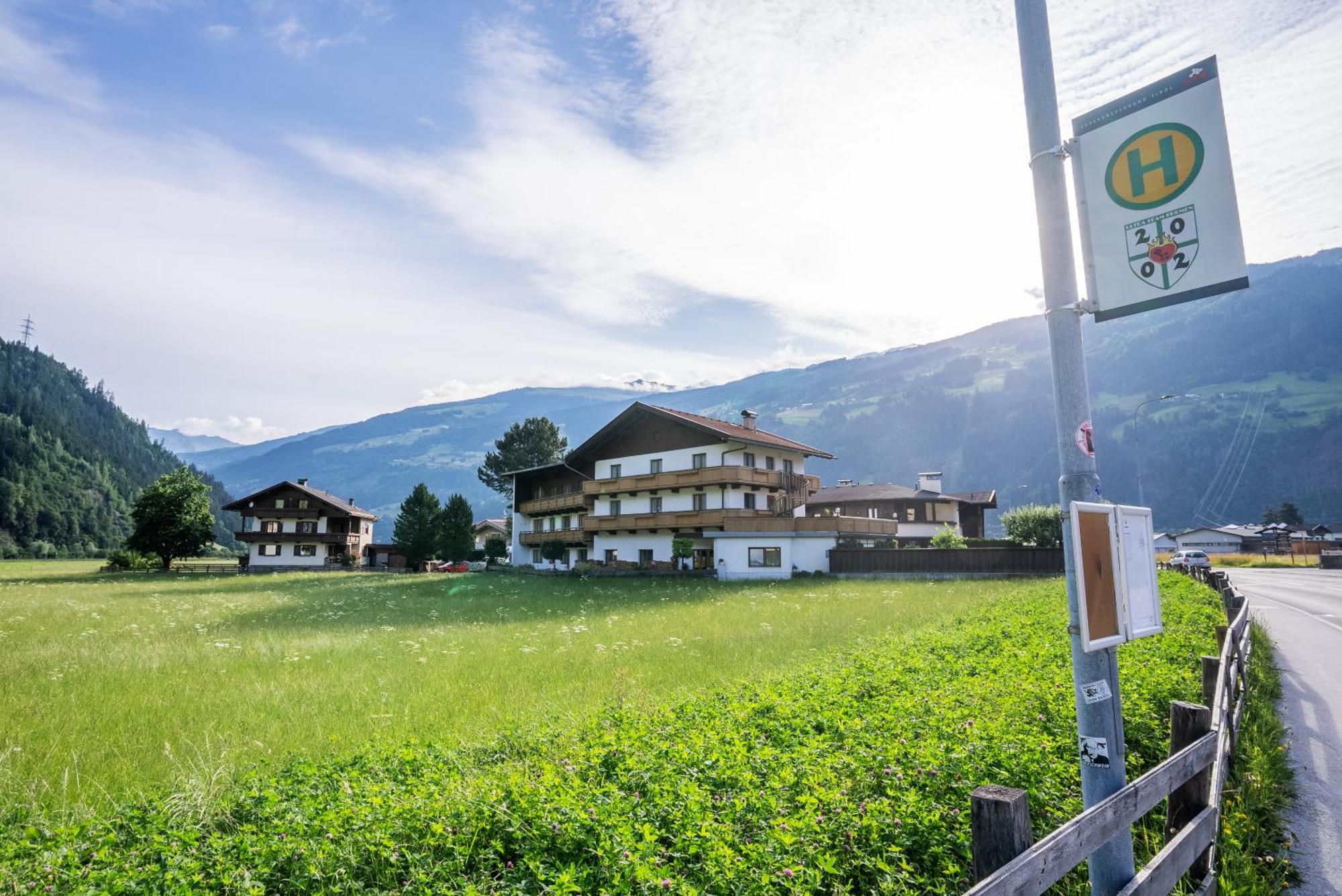 Zell Views Apartments Zell am Ziller Dış mekan fotoğraf